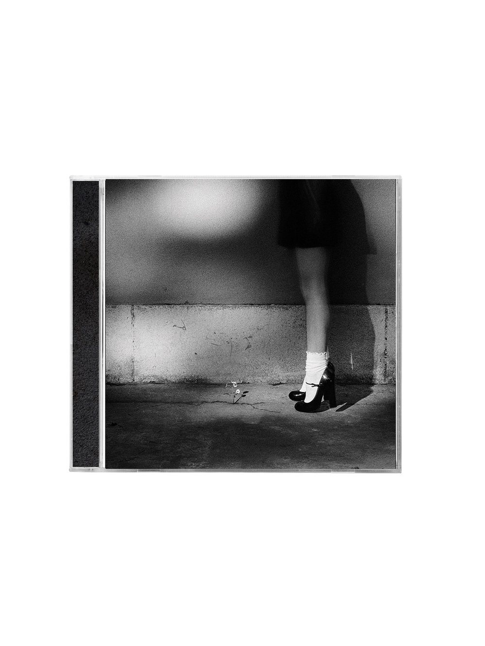 EXCLUSIVE! “petal” – Ariana Grande Lenticular CD